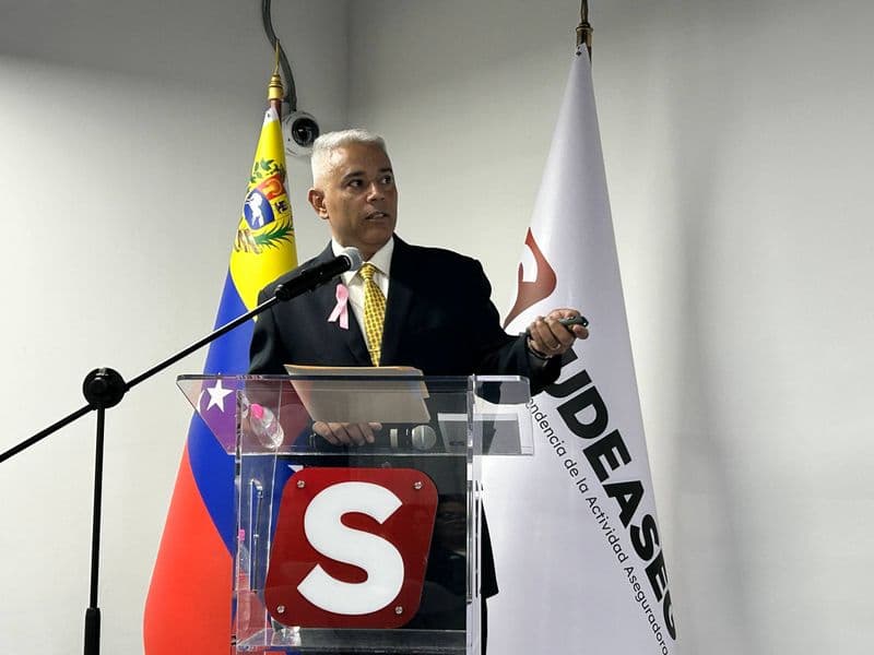 Conferencias Formativas Sudeaseg 2026: expertos analizan el impacto de la inteligencia artificial y la transformación digital en el sector asegurador